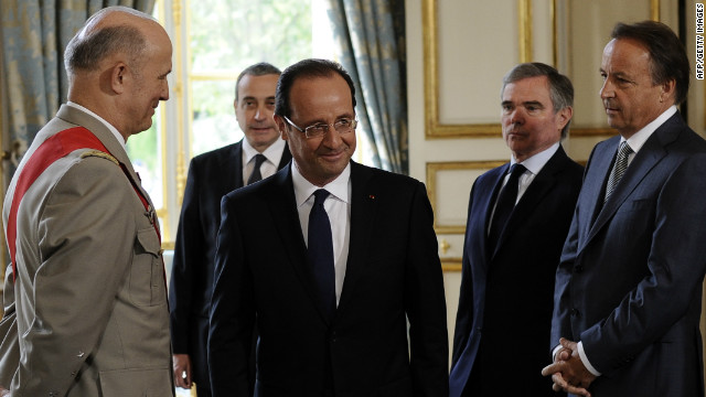 Hollande jura como presidente de Francia