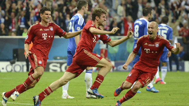 Thomas Mueller celebrates his opening goal for Bayern Munich with just seven minutes remaining.