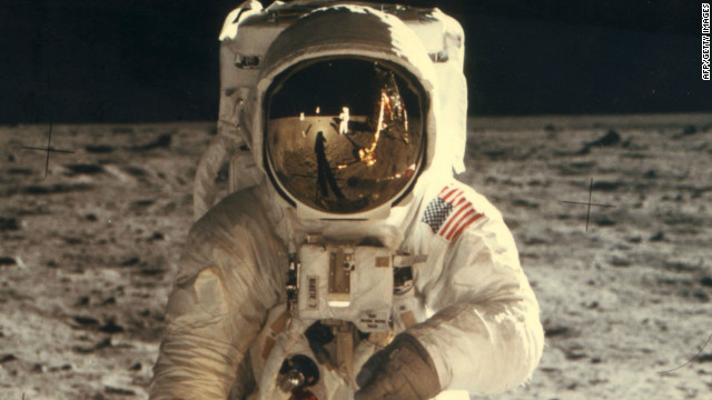 neil armstrong first man on the moon pictures