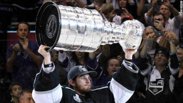 L.A. Kings reign over New Jersey Devils to clinch Stanley Cup