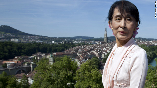 Aung San Suu Kyi recibe su premio Nobel de la Paz luego de 21 años