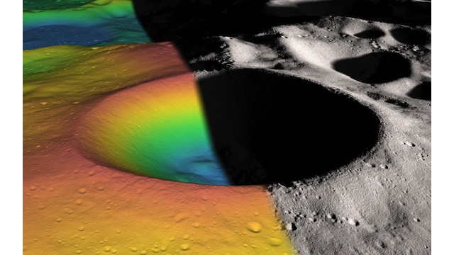Misión de la NASA descubre un cráter con agua helada en el polo sur de la Luna