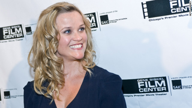 Witherspoon confirms pregnancy, says she's 'feeling very round'