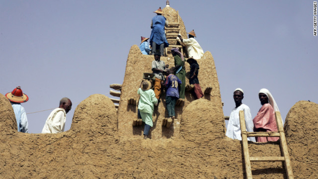 Militant Islamist groups destroy shrines in Mali