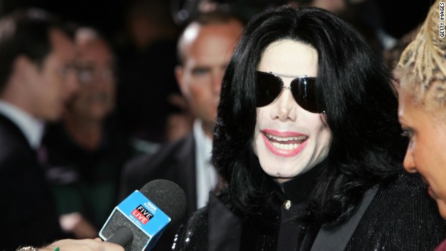 Enfermero de Michael Jackson testifica sobre su consumo de medicamentos