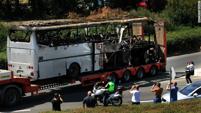 Bulgaria sospecha de un segundo atacante a bus de turistas israelíes