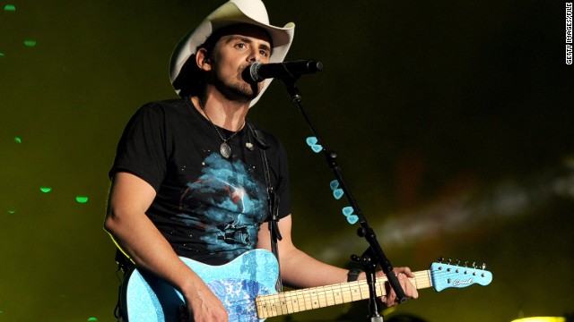 Brad Paisley being eyed for 'Idol' gig?