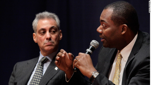 In Chicago, longer school day for students, but not for teachers