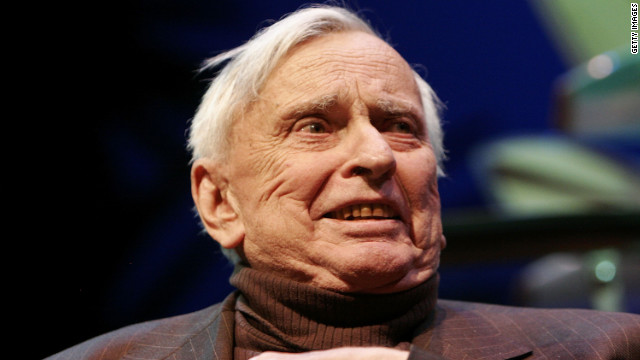 El escritor Gore Vidal fallece a los 86 años