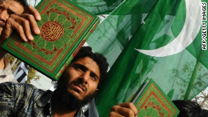 120820124833-pakistan-quran-koran-burning-protest-story-body.jpg