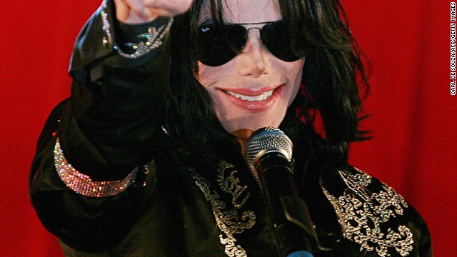 Asistente de Michael Jackson acusa a promotora de la muerte del cantante