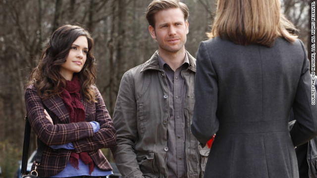 Dr. Meredith Fell (Torrey DeVitto) and Alaric Saltzman (Matthew Davis) are two of the few adults on the series. Despite developing split personalities last season, Alaric's "wardrobe stayed pretty much the same," Leverett said. Meanwhile, she said, Meredith is "a no-nonsense kind of gal and we like to keep her wardrobe simple but pretty."