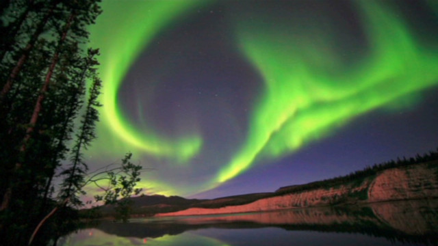 Solar Flares Cause Aurora Borealis