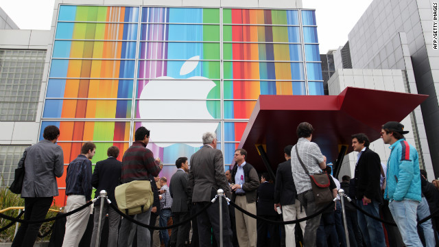 Journalists and attendees line up outside of the Yerba Buena Center for the Arts in San Francisco to attend Apple's special media event to introduce the iPhone 5 on Wednesday, September 12. The phone goes on sale in stores Friday. 