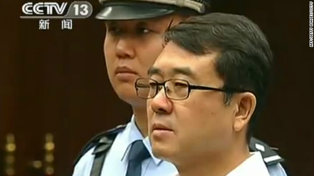 Image from China's CCTV on September 18, 2012 shows former police chief Wang Lijun (R) facing the court during his trial.