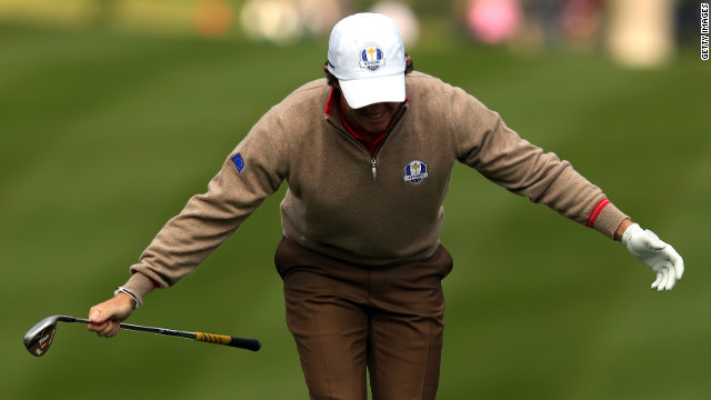 McIlroy takes a bow Thursday.