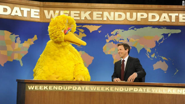 Big Bird stays up to pay a visit to 'SNL'