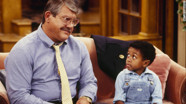 Alex Karras and Emmanuel Lewis on the set of 