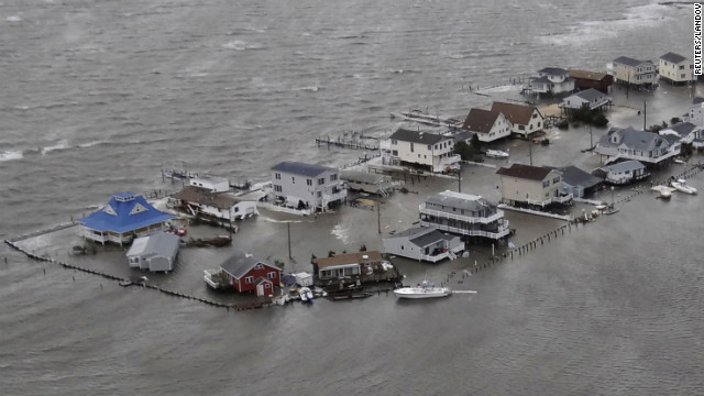 Sandy se ensaña con Virginia Occidental, mientras Nueva York inicia su recuperación