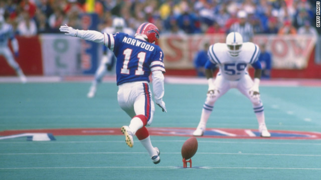 U.S. sport is not immune to chokes. Buffalo Bills kicker Scott Norwood has the unfortunate honor of being arguably America's most famous choker. At Super Bowl XXV against the New York Giants, Norwood missed a 47-yard field goal that would've won the Vince Lombardi trophy for the Bills. It marked the first of four consecutive Super Bowl defeats for Buffalo and a the start of a rapid descent out of the NFL for Norwood.