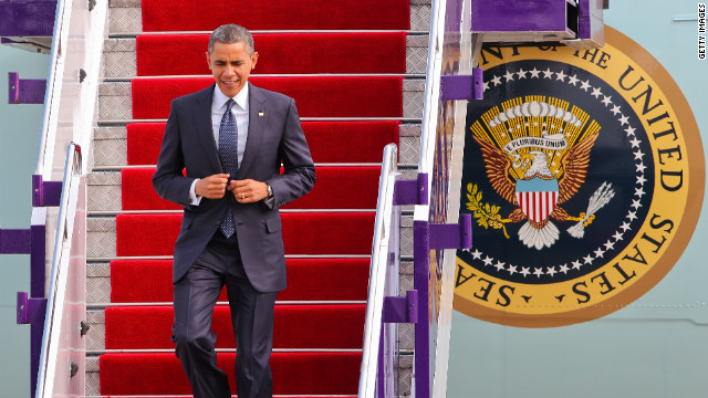 Obama speaks with business leaders in weekend follow-up  to earlier meeting