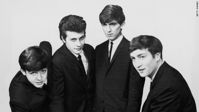 An early portrait of the British rock group The Beatles. Left to right: Paul McCartney, Pete Best, George Harrison (1943 - 2001) and John Lennon (1940 - 1980). (Photo by Hulton Archive/Getty Images) 