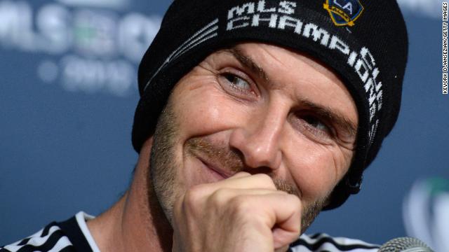 Beckham says 'bonjour' to Paris Saint-Germain