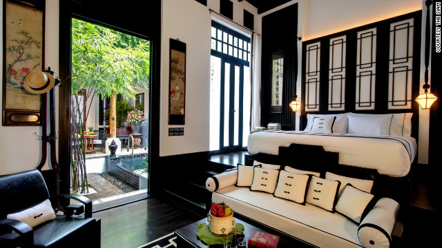 Surrounded by temples and palaces, the Siam is the only hotel in Bangkok's Dusit district.