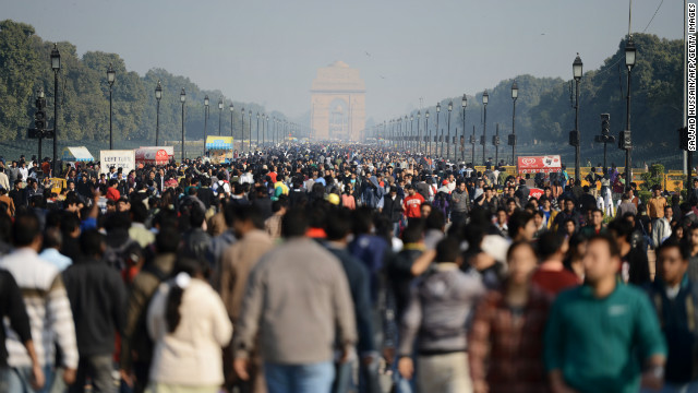 Multitudinarias protestas en India por la violación de una joven de 23 años