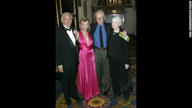 Klugman, Heather Randall, Paul Newman and Newman's wife, Joanne Woodward, attend the National Actors Theater Benefit "A Broadway Frolic 2004" at The Plaza Hotel on April 19, 2004, in New York.