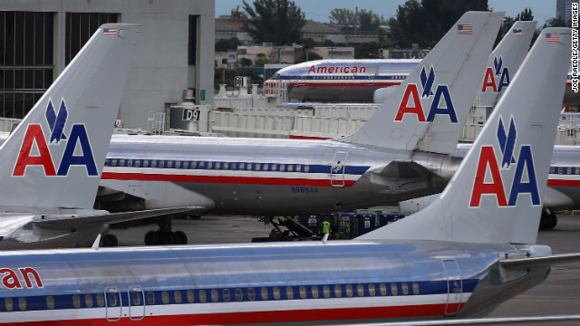 Aviones de American Airlines permanecerán en tierra por una falla técnica