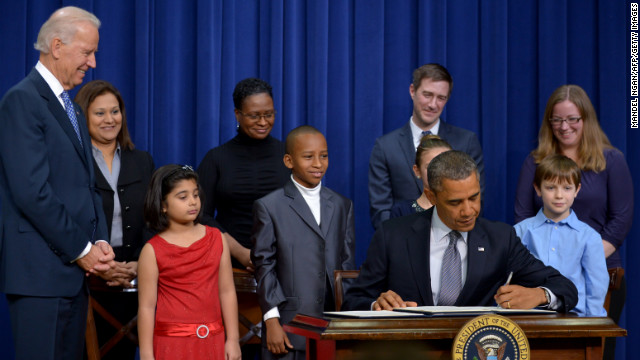 Obama announces 23 exective actions, asks Congress to pass gun laws