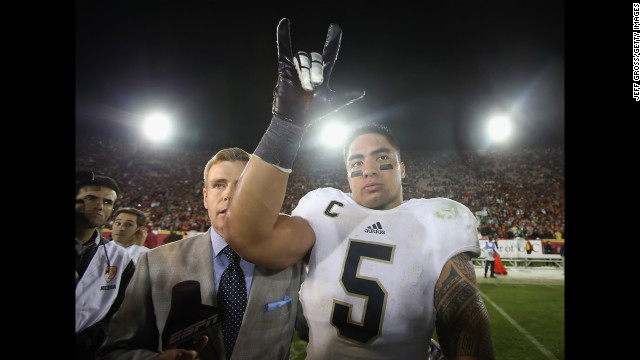 Te'o celebrates his team's 22-13 victory over the University of Southern California Trojans at Los Angeles Memorial Coliseum on November 24, 2012.