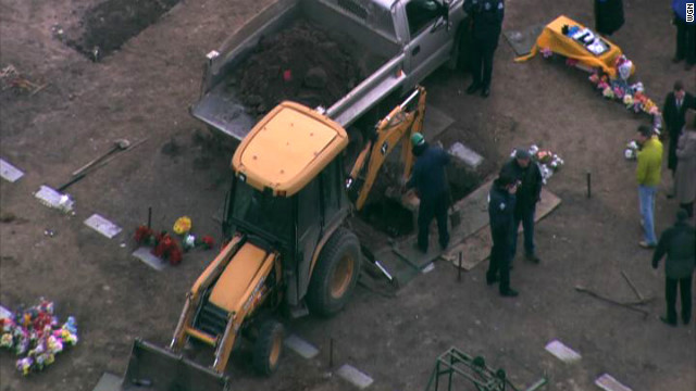 Exhumation of Illinois lottery winner begins