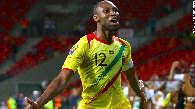 Seydou Keita celebrates his match winning strike for Mali against Niger in Port Elizabeth