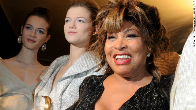 Tina Turner to become a Swiss citizen