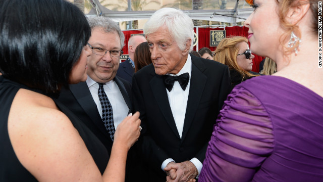 Dick Van Dyke reminisces about meeting wife at SAGs