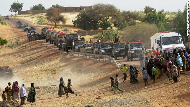 Niger troops enter Ansongo on January 29.