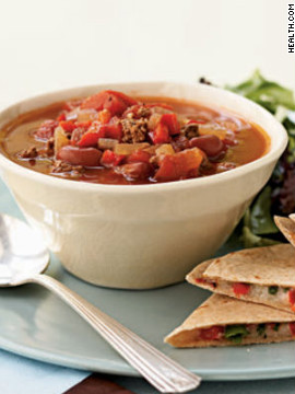 Cook a flavorful pot of chili in just 40 minutes for a quick, filling dinner that's only 261 calories per serving. The recipe easily doubles if you're expecting more guests. Try this recipe: Beef and beer chili 