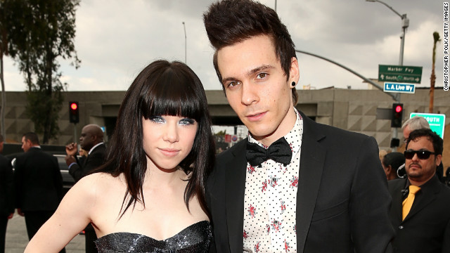 Carly Rae Jepsen Obeys Cbs Fashion Rules The Marquee Blog 9469