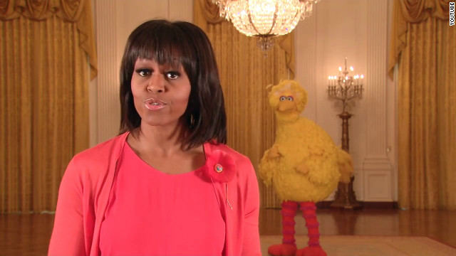 Big Bird flies from campaign trail to White House