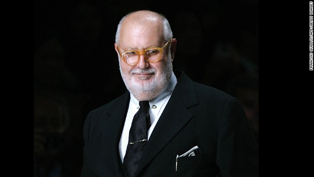  Italian designer Gianfranco Ferre, a favorite of Hollywood stars Elizabeth Taylor and Julia Roberts, suffered a brain hemorrhage in 2007 and died soon after. Often called the "Frank Lloyd Write of fashion" (he trained as an architect), Ferre became a fashion designer after college and was known for his voluminous and structured clothing as well as his use of innovative techniques. 