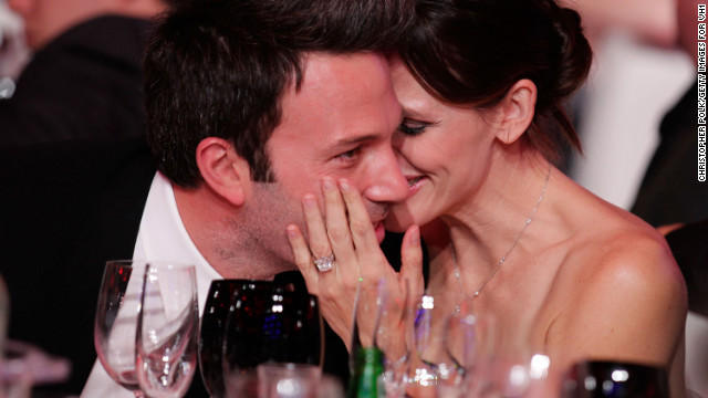 Affleck and Jennifer Garner show their love at the 2011 Critics' Choice Movie Awards.