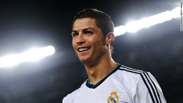 Cristiano Ronaldo renueva contrato con el Real Madrid