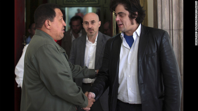 After attending the premiere of his film "Che," actor Benicio del Toro meets with Chavez at the Miraflores palace on March 4, 2009.