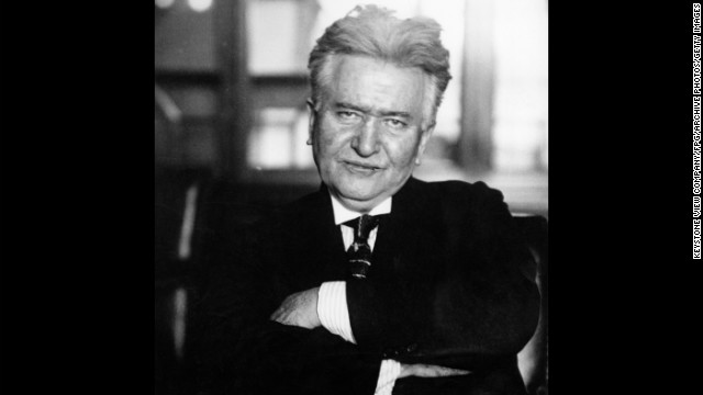 <strong>18 hours:</strong> Sen. Robert La Follette Sr. was a progressive Republican who often championed causes of the working class and working poor. Like others on this list, La Follette knew how to attract attention. For instance, his 18-hour filibuster in 1908 stood as the record until Morse outlasted him 45 years later.