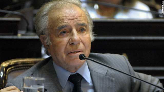 Condenan al expresidente argentino Carlos Menem por contrabando de armas