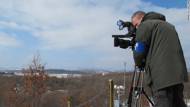 We visited a high point overlooking Kijongdong village, which is located about 2 km away on the North Korean side within the DMZ.