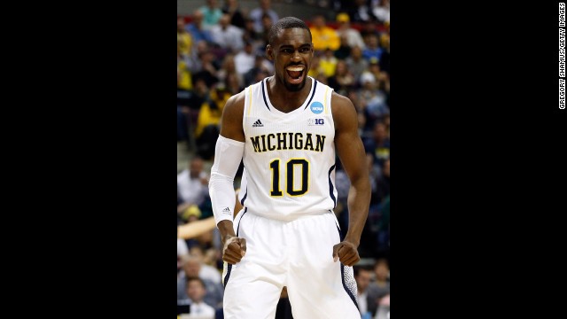 Tim Hardaway Jr. of the Michigan Wolverines reacts to a play on March 23.