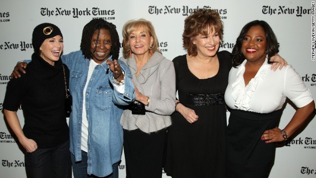Barbara Walters announces she doesn't have an announcement
